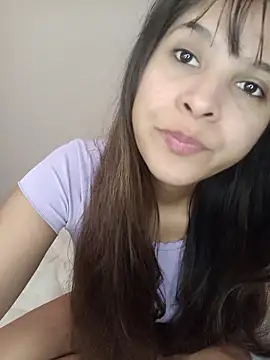 apriilhot online show from June 5, 2026, 1:23 am