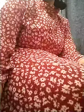 Snapshot of aarjulove chatting on December 18, 2024, 9:25 am aarjulove online show from December 18, 2024, 9:25 am