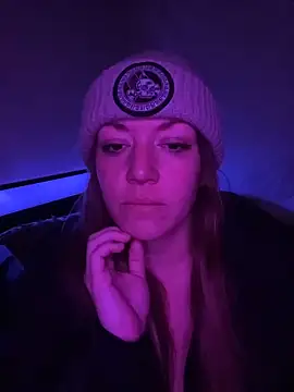 Snapshot of SummerV91 chatting on February 15, 2026, 10:03 am SummerV91 online show from February 15, 2026, 10:03 am