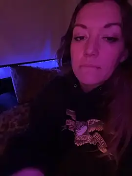 Snapshot of SummerV91 chatting on February 20, 2026, 12:07 am SummerV91 online show from February 20, 2026, 12:07 am