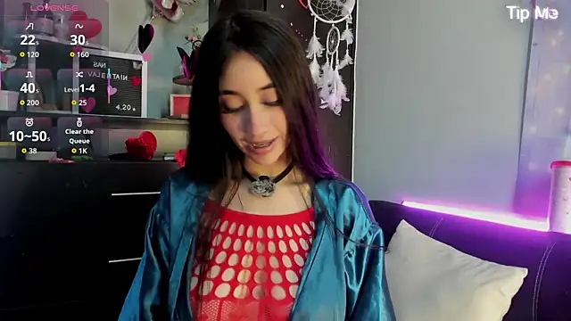 Snapshot of Emilytafur chatting on February 14, 2026, 5:53 pm Emilytafur online show from February 14, 2026, 5:53 pm