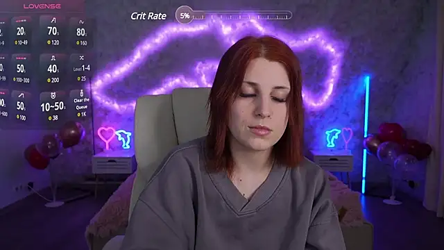 Snapshot of FoxyRayy chatting on February 20, 2025, 2:29 am FoxyRayy online show from February 20, 2025, 2:29 am