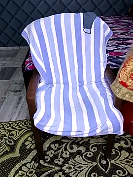 Snapshot of Cute-Raashii chatting on February 25, 2025, 9:13 pm Cute-Raashii online show from February 25, 2025, 9:13 pm