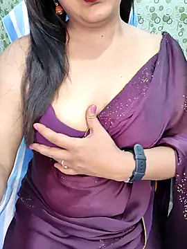 Snapshot of Cute-Raashii chatting on November 10, 2025, 1:04 am Cute-Raashii online show from November 10, 2025, 1:04 am