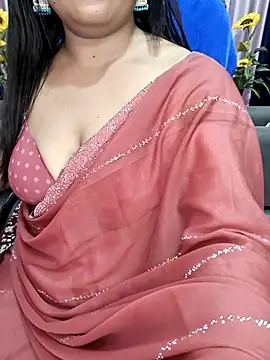 Snapshot of Cute-Raashii chatting on March 8, 2026, 2:04 am Cute-Raashii online show from March 8, 2026, 2:04 am