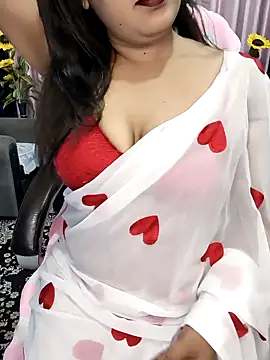 Snapshot of Cute-Raashii chatting on March 13, 2026, 12:17 am Cute-Raashii online show from March 13, 2026, 12:17 am