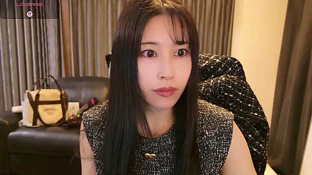 Snapshot of -satomi-jp chatting on March 13, 2026, 12:56 pm -satomi-jp online show from March 13, 2026, 12:56 pm