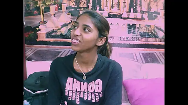 IndianSexySlender online show from December 17, 2024, 8:45 am