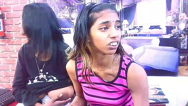 IndianSexySlender online show from November 25, 2025, 5:29 am