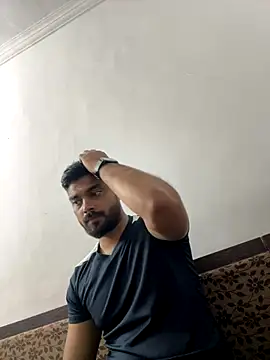 hotboysammy online show from December 6, 2024, 12:27 pm