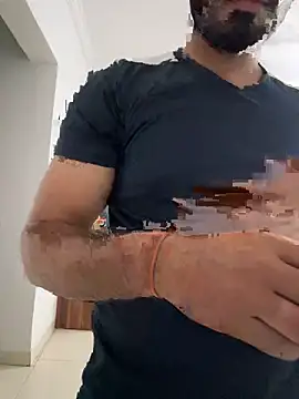 hotboysammy online show from December 6, 2024, 6:17 pm