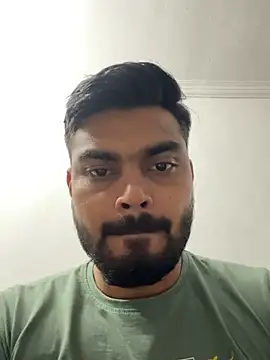 hotboysammy online show from December 11, 2024, 5:15 pm