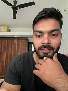 hotboysammy online show from December 12, 2024, 8:14 am