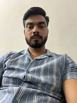 hotboysammy online show from January 6, 2025, 1:52 pm