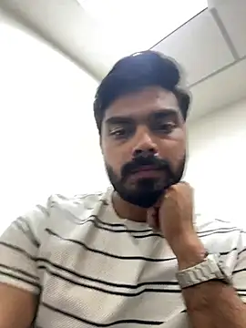 hotboysammy online show from January 28, 2025, 2:53 pm