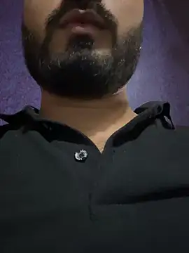 hotboysammy online show from September 12, 2025, 7:52 am