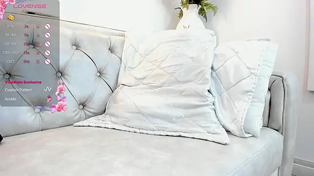 Snapshot of iiris_ chatting on February 12, 2025, 4:33 pm iiris online show from February 12, 2025, 4:33 pm