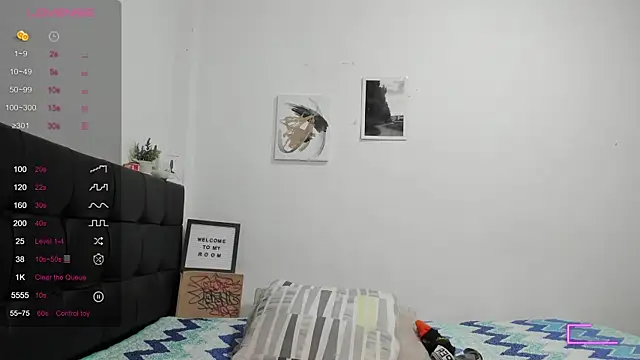 RoddyRich11 online show from November 3, 2025, 12:06 pm