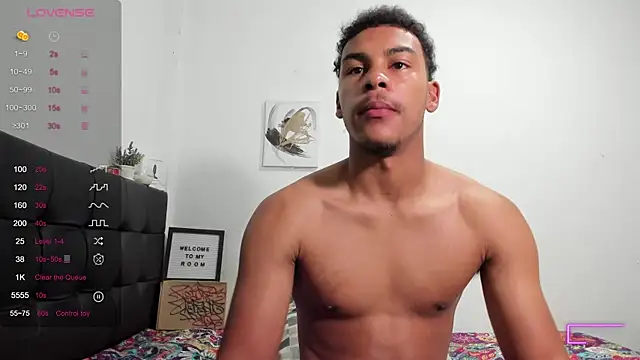 Snapshot of RoddyRich11 chatting on December 21, 2025, 11:50 am RoddyRich11 online show from December 21, 2025, 11:50 am