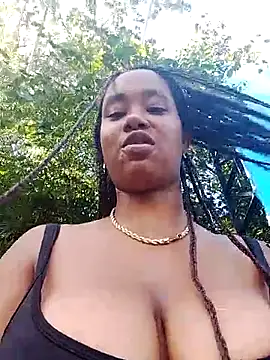diabla sexyboobs online show from July 1, 2026, 7:57 pm