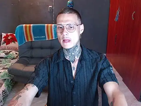 Snapshot of fucking_sinner chatting on December 16, 2025, 4:34 pm fucking sinner online show from December 16, 2025, 4:34 pm