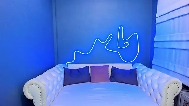 rock n roxy online show from October 28, 2025, 1:20 am