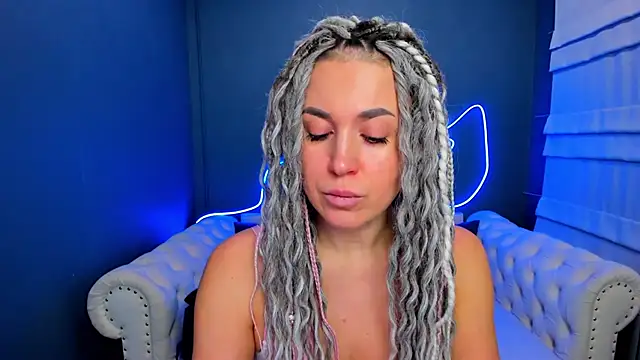 Snapshot of rock_n_roxy chatting on February 4, 2026, 1:22 am rock n roxy online show from February 4, 2026, 1:22 am