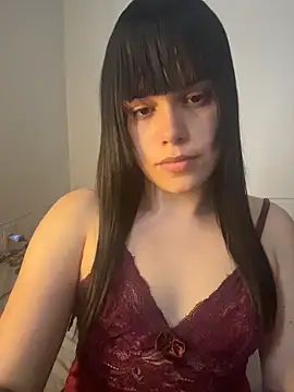 Snapshot of Karolsinhapriv chatting on December 14, 2025, 7:40 pm Karolsinhapriv online show from December 14, 2025, 7:40 pm