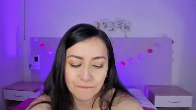 Snapshot of Kimkalifa_ chatting on February 7, 2025, 3:41 pm Kimkalifa online show from February 7, 2025, 3:41 pm