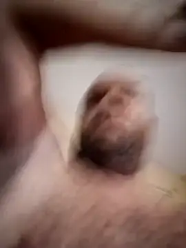 Exhibitionist040577 online show from February 17, 2025, 11:42 pm