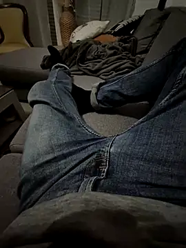 Snapshot of Bretoncool chatting on February 14, 2025, 7:02 pm Bretoncool online show from February 14, 2025, 7:02 pm