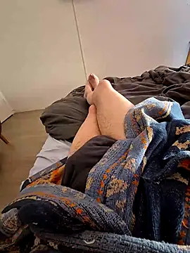 Snapshot of Bretoncool chatting on February 28, 2025, 2:31 pm Bretoncool online show from February 28, 2025, 2:31 pm