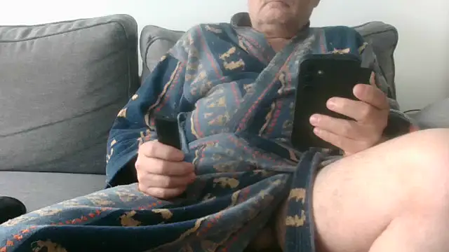 Snapshot of Bretoncool chatting on September 28, 2025, 7:36 am Bretoncool online show from September 28, 2025, 7:36 am