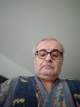 Snapshot of Bretoncool chatting on October 6, 2025, 6:55 am Bretoncool online show from October 6, 2025, 6:55 am