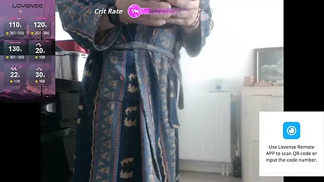 Snapshot of Bretoncool chatting on November 10, 2025, 2:05 pm Bretoncool online show from November 10, 2025, 2:05 pm