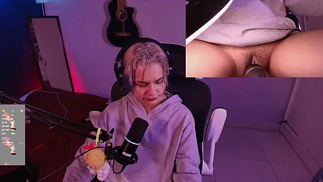 marlena3312 online show from October 29, 2025, 2:41 pm