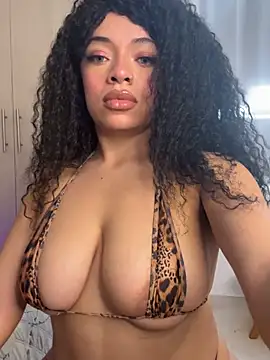 Snapshot of Alyssa_Houston chatting on January 16, 2026, 1:26 pm Alyssa Houston online show from January 16, 2026, 1:26 pm