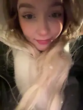 Snapshot of Baby_Tiny chatting on February 2, 2025, 7:57 pm Baby Tiny online show from February 2, 2025, 7:57 pm