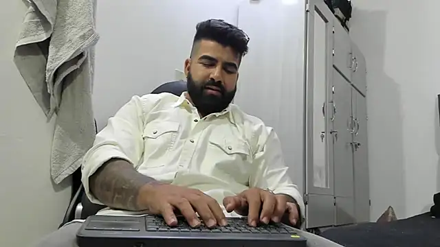 Lyon vach online show from January 1, 2025, 6:38 pm