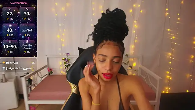 Snapshot of Abigail_Wilson_ chatting on December 6, 2024, 11:57 pm Abigail Wilson online show from December 6, 2024, 11:57 pm