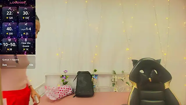 Snapshot of Abigail_Wilson_ chatting on December 7, 2024, 3:04 am Abigail Wilson online show from December 7, 2024, 3:04 am