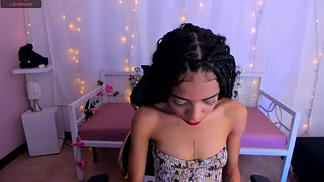 Snapshot of Abigail_Wilson_ chatting on December 11, 2024, 9:55 pm Abigail Wilson online show from December 11, 2024, 9:55 pm