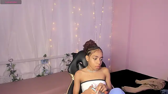 Snapshot of Abigail_Wilson_ chatting on January 11, 2025, 8:54 pm Abigail Wilson online show from January 11, 2025, 8:54 pm