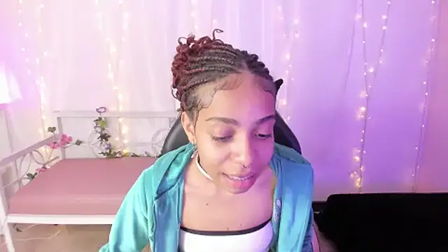 Snapshot of Abigail_Wilson_ chatting on January 17, 2025, 8:55 pm Abigail Wilson online show from January 17, 2025, 8:55 pm