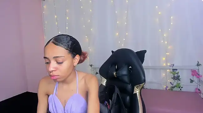 Snapshot of Abigail_Wilson_ chatting on January 28, 2025, 7:42 pm Abigail Wilson online show from January 28, 2025, 7:42 pm