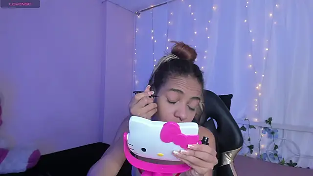 Snapshot of Abigail_Wilson_ chatting on February 2, 2025, 12:57 pm Abigail Wilson online show from February 2, 2025, 12:57 pm