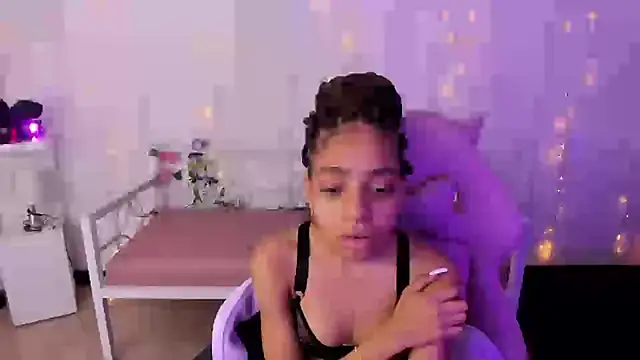 Snapshot of Abigail_Wilson_ chatting on February 17, 2025, 8:04 pm Abigail Wilson online show from February 17, 2025, 8:04 pm