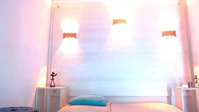 Molly Spears online show from March 12, 2025, 11:31 am