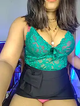 Snapshot of Black-Pearll chatting on January 28, 2025, 2:10 pm Black-Pearll online show from January 28, 2025, 2:10 pm