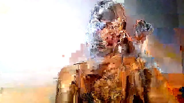 Submersidollx online show from April 3, 2026, 12:14 pm